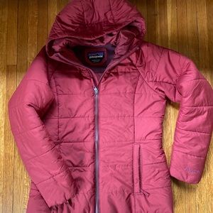 Patagonia womens puff coat size small, color Cranberry/subtle red